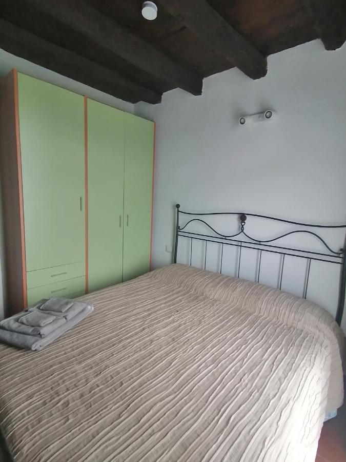 Casa Sasso Apartment Tavernola Bergamasca Ngoại thất bức ảnh
